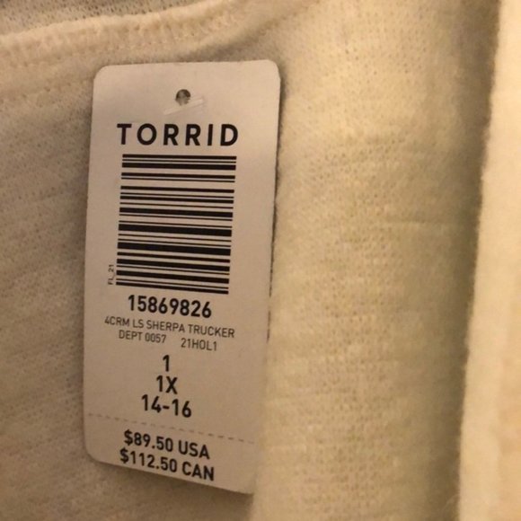 Torrid Trucker Jacket in Faux Shearling White NWT - Picture 3 of 7